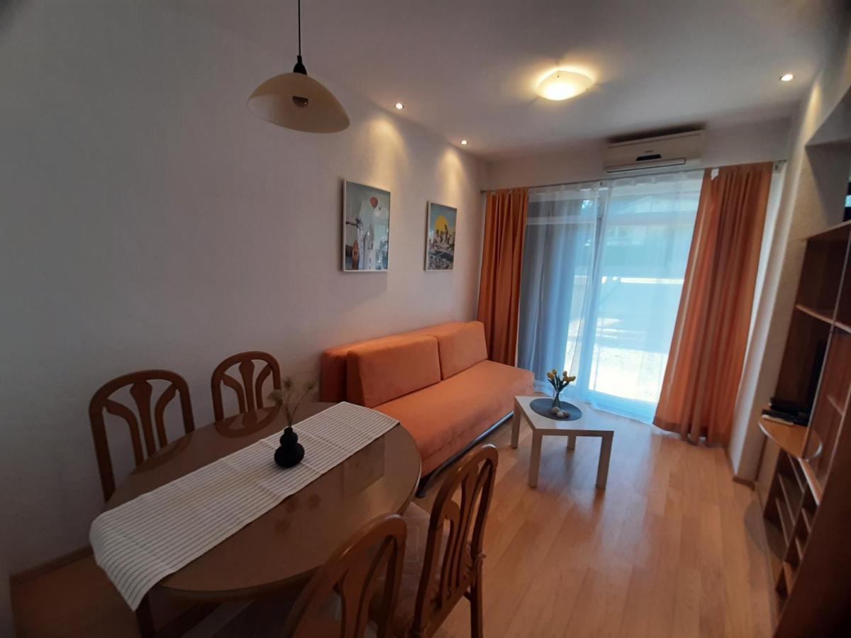 Apartments Lemongarden Duće Eksteriør bilde