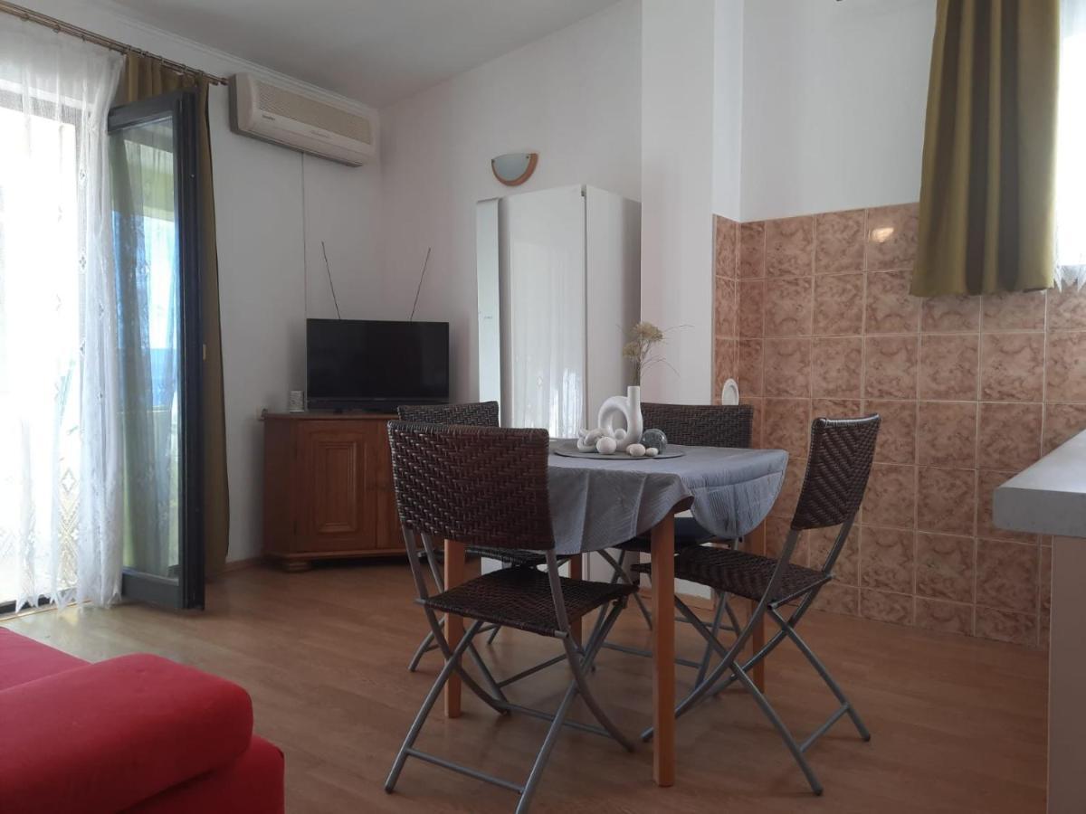 Apartments Lemongarden Duće Eksteriør bilde